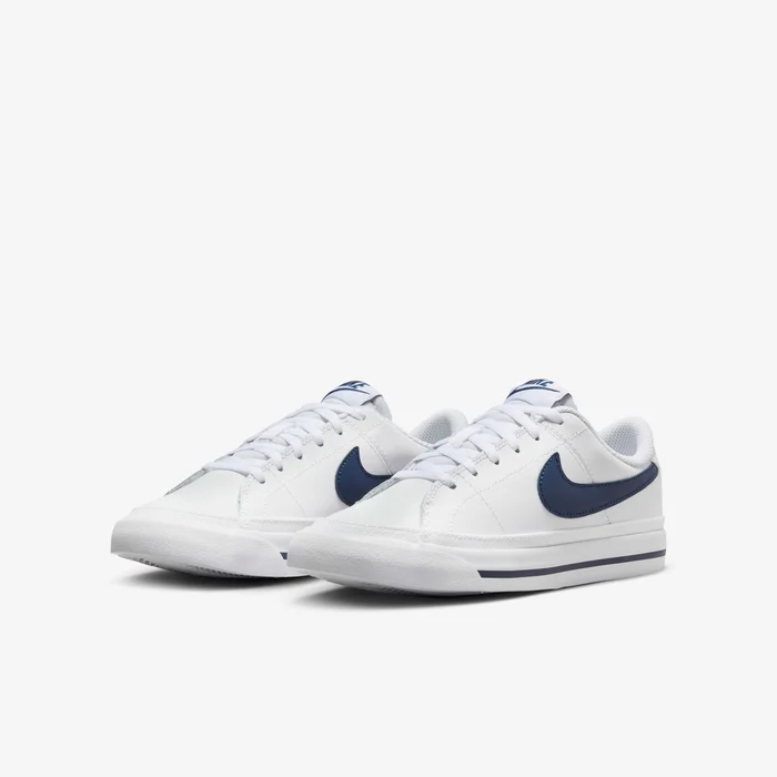 NikeCourt Legacy Older Kids' Shoes view 3
