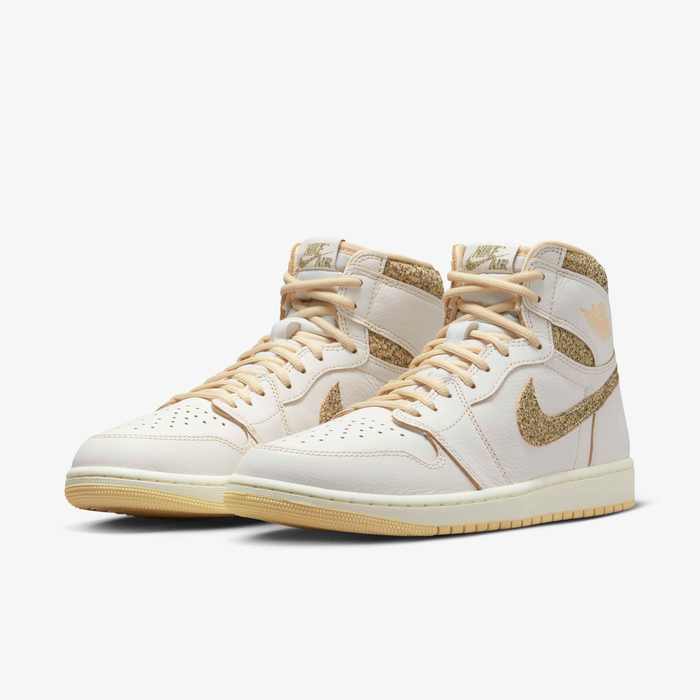 Air Jordan 1 Retro High OG Craft view 3