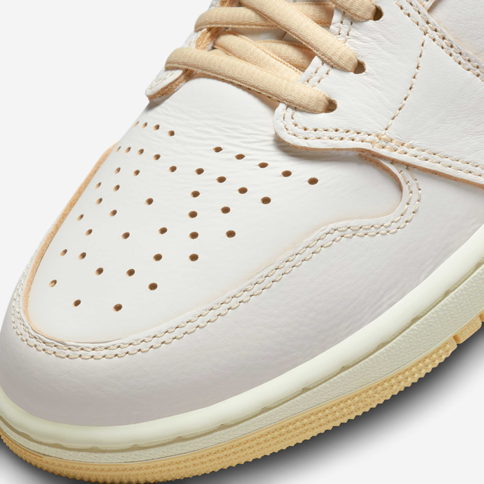 Air Jordan 1 Retro High OG Craft view 5
