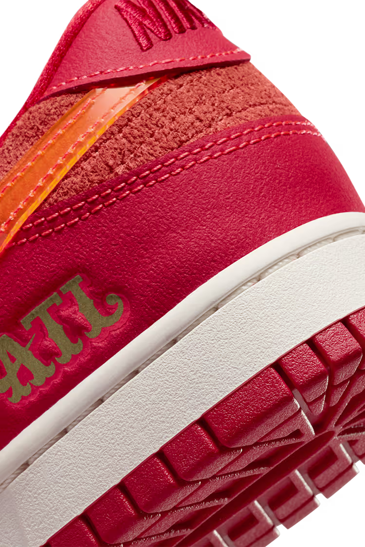 Dunk Low ATL view 7